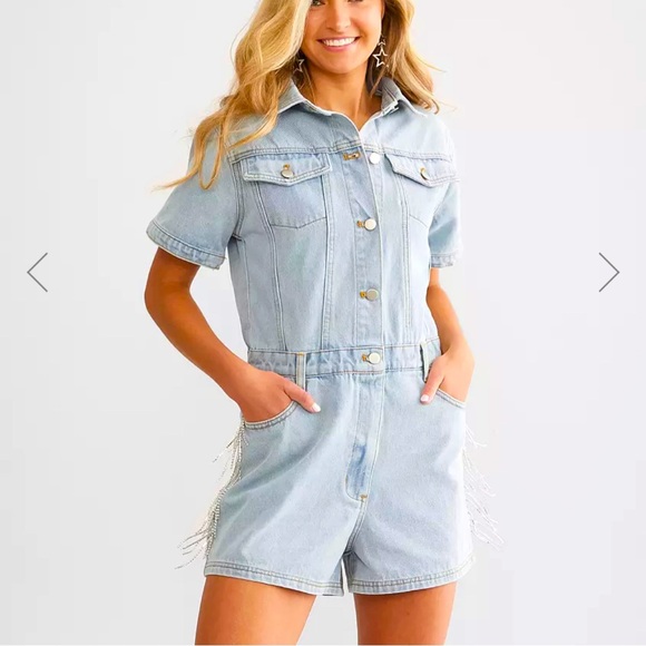 Rhinestone Denim Romper✨ - Picture 2 of 2